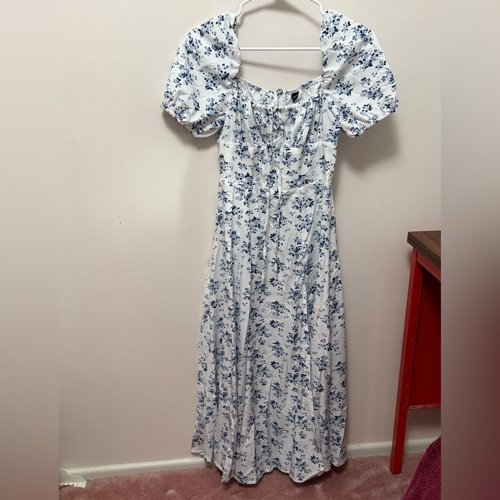 Floral Off-Shoulder Maxi Dress - Picture 1 of 2